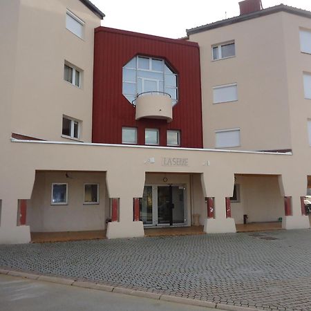 La Serre - Centre Du Village - Depart Des Pistes De Fond Et Skibus A 50M Prémanon Εξωτερικό φωτογραφία